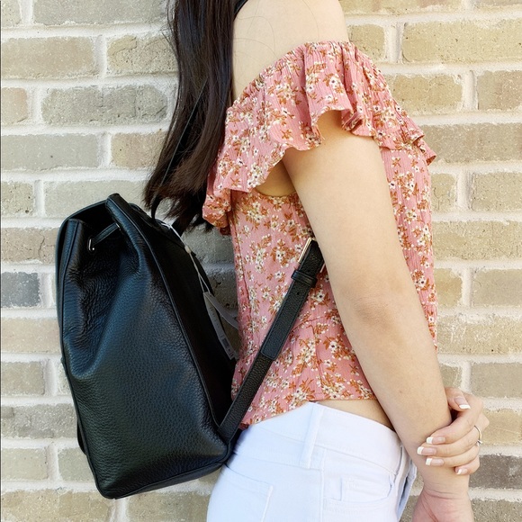 Tory Burch Bombe T Flap Leather Backpack Black - Picture 2 of 7